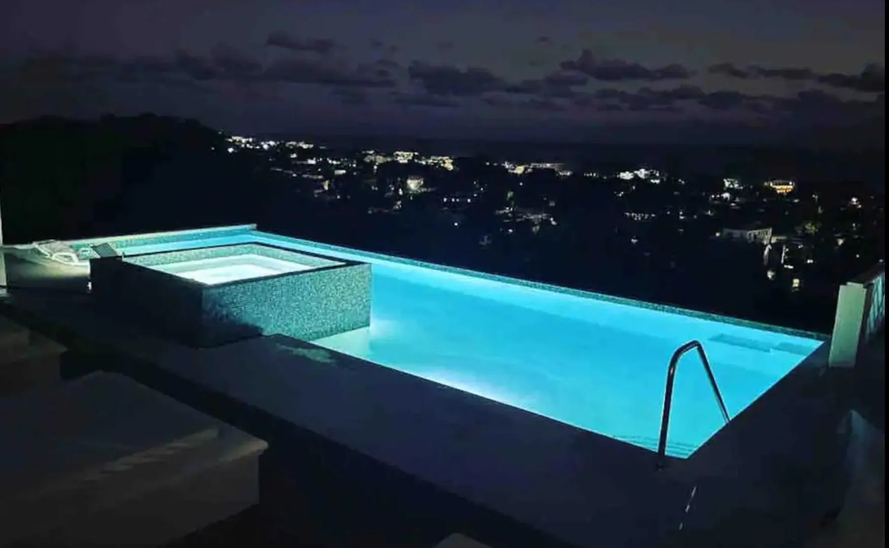 Luxury 4 Bed Modern Villa With Amazing Views Barbados