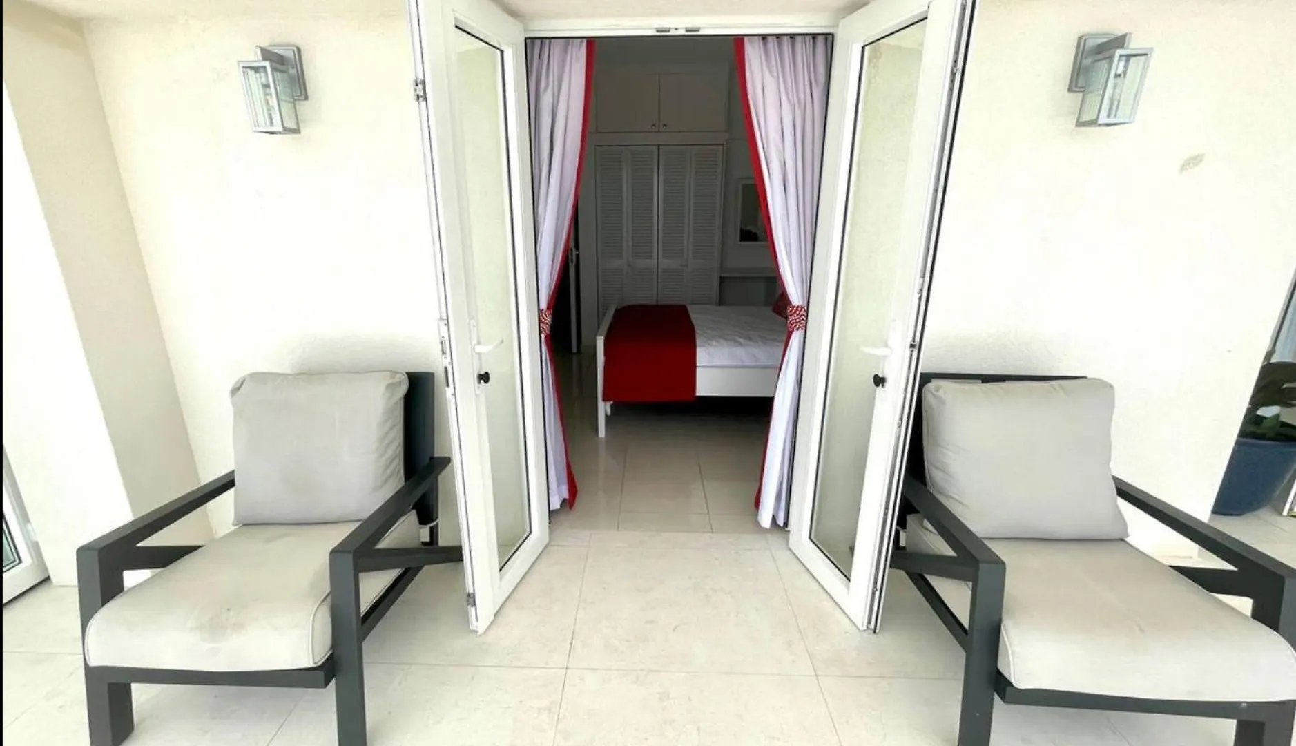 Luxury 4 Bed Modern Villa With Amazing Views Bridgetown