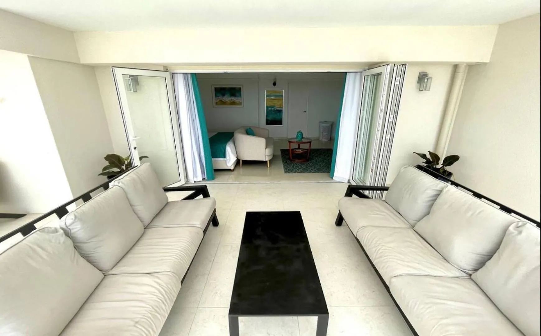Luxury 4 Bed Modern Villa With Amazing Views Barbados