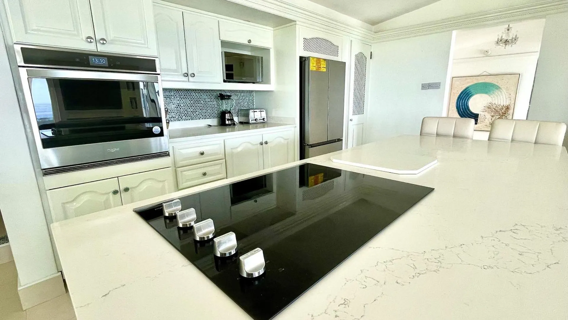 Luxury 4 Bed Modern Villa With Amazing Views