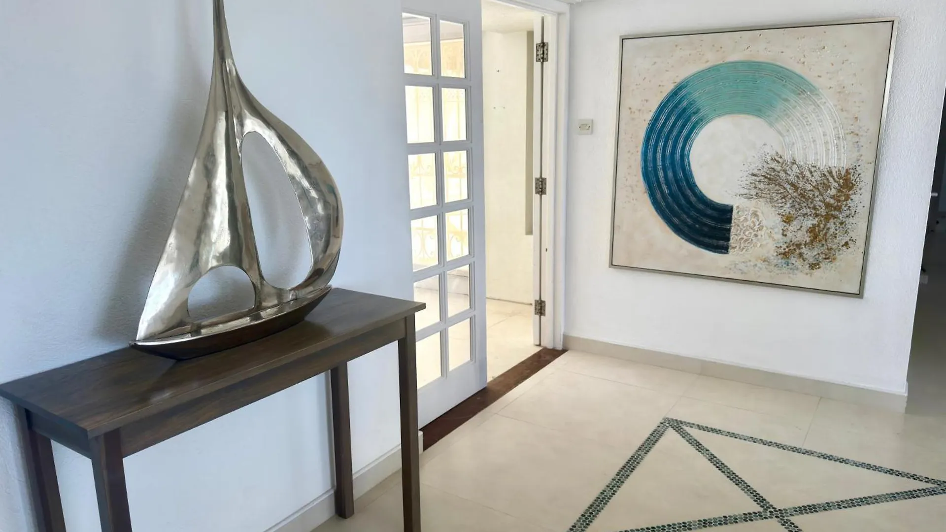 Luxury 4 Bed Modern Villa With Amazing Views Barbados