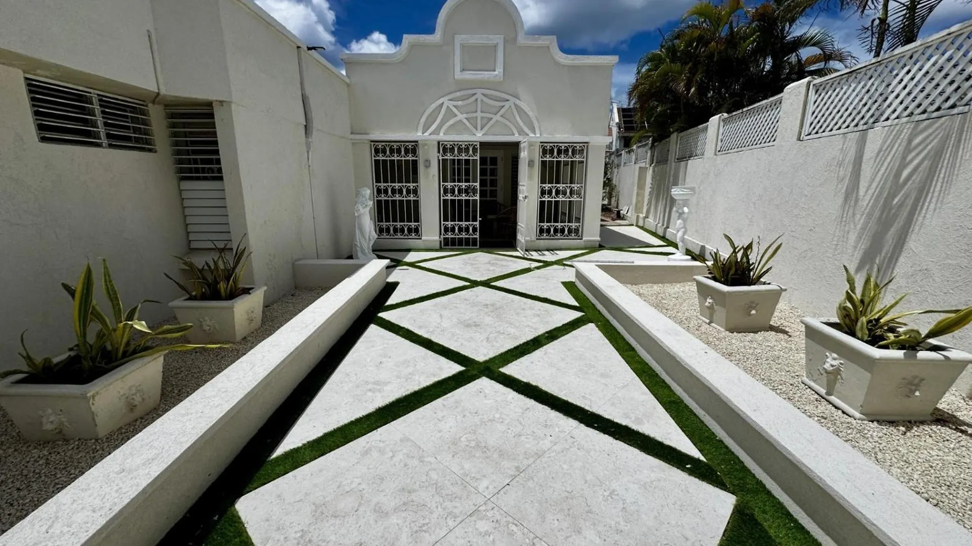 Luxury 4 Bed Modern Villa With Amazing Views 0*, Bridgetown